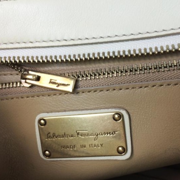 Salvatore Ferragamo Sofia Desert Satchel - Picture 4 of 8